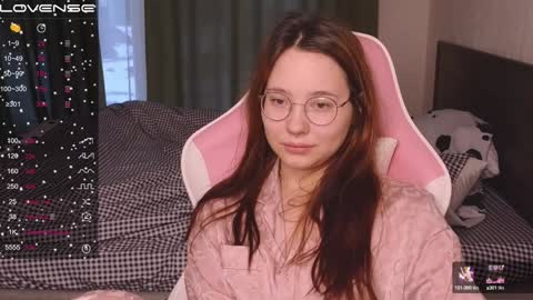 airyhill online show from December 23, 7:17 am