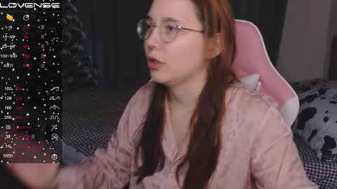 airyhill online show from December 25, 12:47 pm