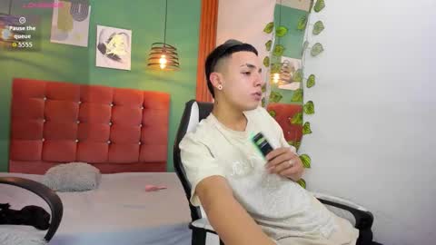 Snapshot of aisha_berry chatting on September 11, 3:39 am aisha_berry online show from September 11, 3:39 am