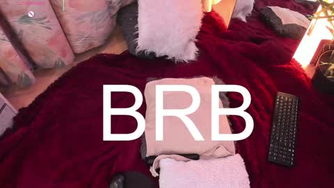 Aisha online show from February 4, 3:15 pm