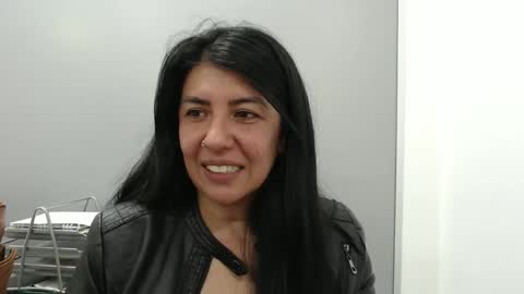 Katie   online show from March 4, 5:24 pm