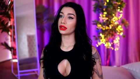 Lora online show from January 16, 9:37 am