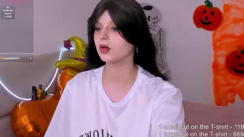 Aisha online show from October 27, 9:13 am