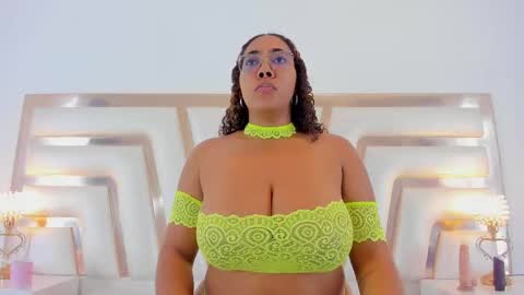 Aisha Rodgers online show from November 24, 8:52 pm