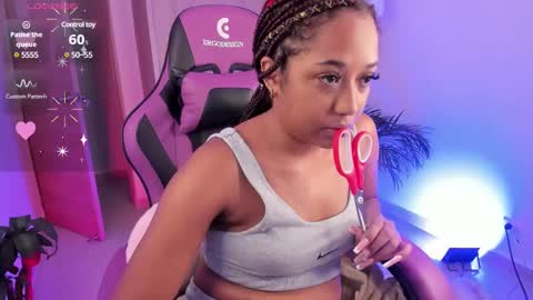 Snapshot of aisharose_ chatting on February 3, 6:39 pm Aisha online show from February 3, 6:39 pm