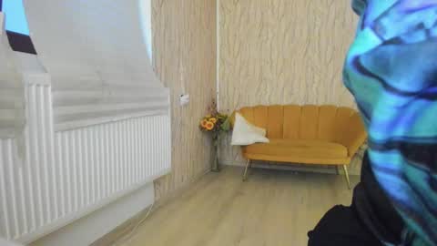 Aisha online show from February 13, 4:54 am