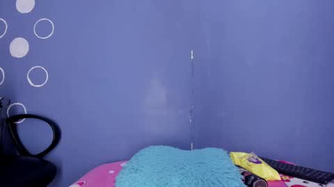 Snapshot of aitanacortes chatting on February 25, 12:25 am aitana online show from February 25, 12:25 am