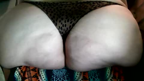 ajlwes online show from December 31, 10:37 am