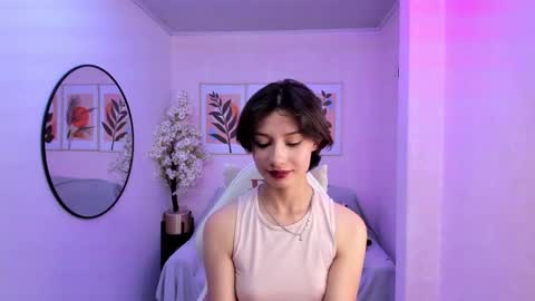 Azaka  online show from January 18, 3:16 pm