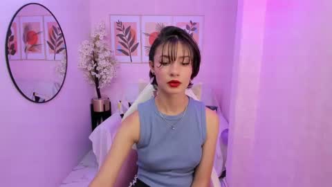 Azaka  online show from January 29, 3:26 pm