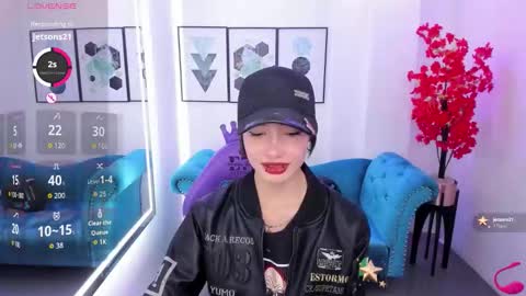 Azaka  online show from November 27, 12:40 pm