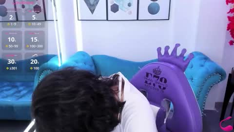 Azaka  online show from November 29, 2:53 pm