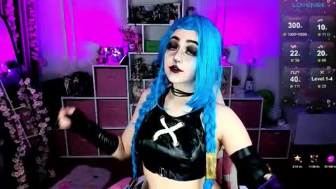 Snapshot of aki__ra chatting on October 1, 12:38 am Aki online show from October 1, 12:38 am