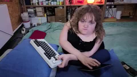 Natalie online show from November 21, 6:34 am