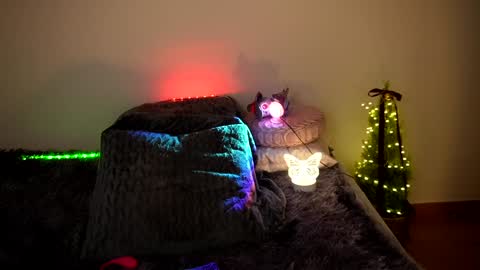 Nameless online show from December 25, 8:28 pm