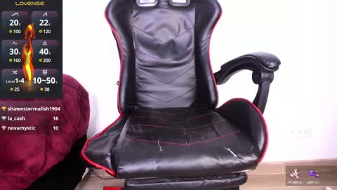 Snapshot of akira_tattoo chatting on February 23, 11:22 am Akira online show from February 23, 11:22 am