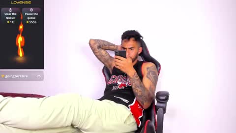 Snapshot of akira_tattoo chatting on March 3, 4:36 am Akira online show from March 3, 4:36 am