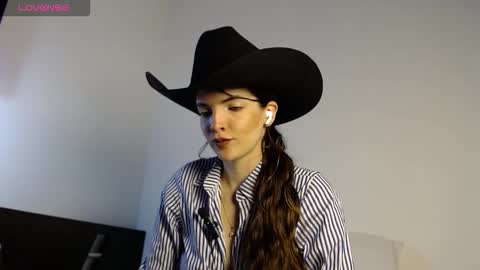           online show from October 24, 9:38 am