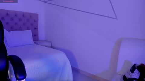 Alahia online show from February 12, 12:22 pm