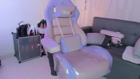 Alaia online show from January 30, 8:31 pm