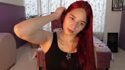 Snapshot of alaia_skater chatting on October 15, 6:08 pm Alaia Skater online show from October 15, 6:08 pm