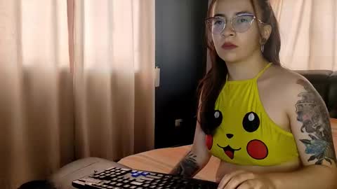 Snapshot of alaia_soul_ chatting on March 9, 2:10 pm AlaiaSam online show from March 9, 2:10 pm