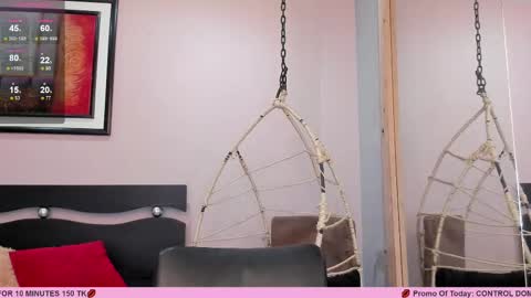     online show from March 4, 9:32 pm