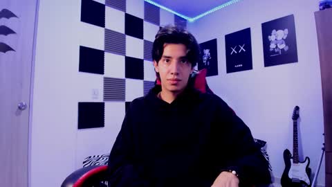 Alan Boy online show from November 17, 2:12 pm