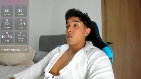 Snapshot of alan_greek_1 chatting on December 28, 12:47 am Alan greek online show from December 28, 12:47 am