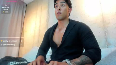 Snapshot of alan_greek_1 chatting on December 31, 4:49 am Alan greek online show from December 31, 4:49 am