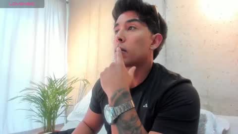 Snapshot of alan_greek_1 chatting on January 2, 8:02 pm Alan greek online show from January 2, 8:02 pm