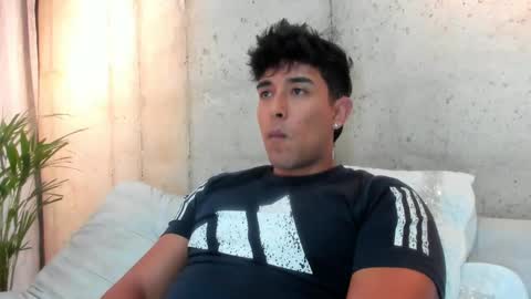 Snapshot of alan_greek_1 chatting on February 1, 2:16 am Alan greek online show from February 1, 2:16 am