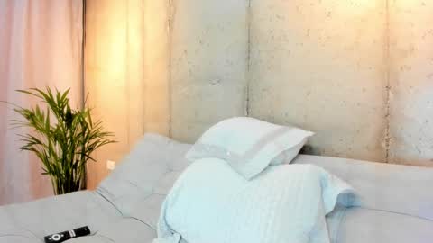 Snapshot of alan_greek_1 chatting on February 3, 1:30 am Alan greek online show from February 3, 1:30 am