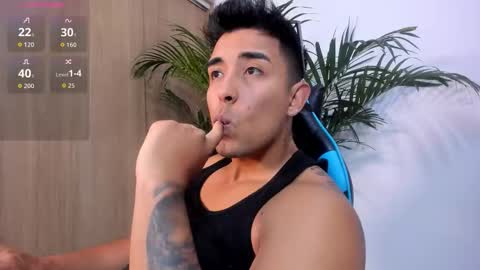 Snapshot of alan_greek_1 chatting on October 15, 12:33 am Alan greek online show from October 15, 12:33 am