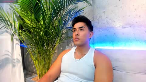 Snapshot of alan_greek_1 chatting on October 31, 3:29 am Alan greek online show from October 31, 3:29 am