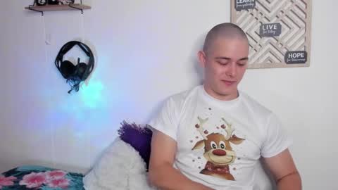 Alan Hadid online show from December 9, 1:18 am