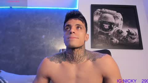 alan_morrys online show from February 25, 3:20 am