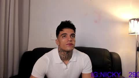 alan_morrys online show from September 12, 12:44 am