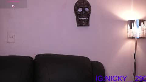 alan_morrys online show from November 5, 1:27 am