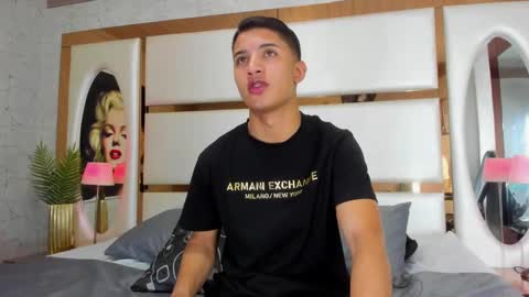 Snapshot of alan_santhos chatting on January 18, 4:59 am ---Alan--- online show from January 18, 4:59 am