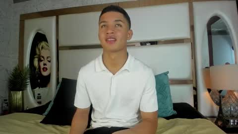 Snapshot of alan_santhos chatting on November 29, 4:04 am ---Alan--- online show from November 29, 4:04 am