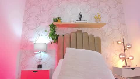 alana_2916 online show from December 26, 4:04 pm