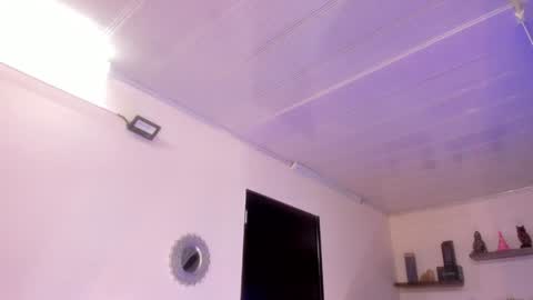 Snapshot of alana_madison chatting on December 3, 2:16 pm Maeve online show from December 3, 2:16 pm