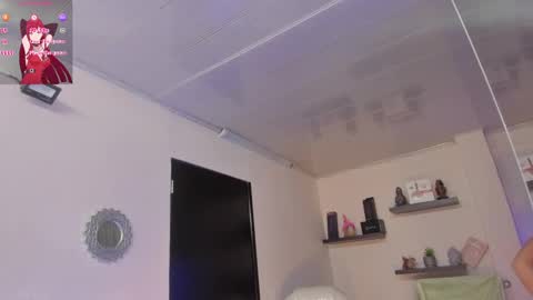 Snapshot of alana_madison chatting on January 16, 11:04 am Maeve online show from January 16, 11:04 am