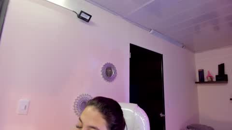 Snapshot of alana_madison chatting on February 4, 2:10 pm Maeve online show from February 4, 2:10 pm