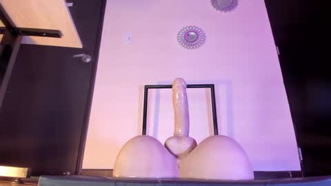 Snapshot of alana_madison chatting on February 7, 2:15 pm Maeve online show from February 7, 2:15 pm