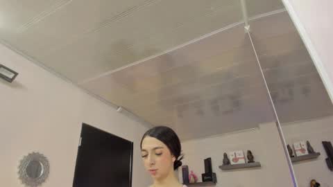 Snapshot of alana_madison chatting on March 5, 11:06 am Maeve online show from March 5, 11:06 am