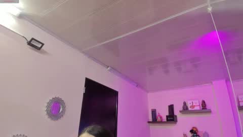 Snapshot of alana_madison chatting on March 10, 10:59 am Maeve online show from March 10, 10:59 am