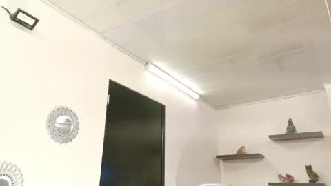 Snapshot of alana_madison chatting on September 24, 11:46 am Maeve online show from September 24, 11:46 am