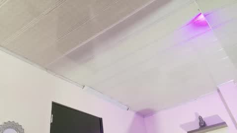 Snapshot of alana_madison chatting on October 29, 11:45 am Maeve online show from October 29, 11:45 am